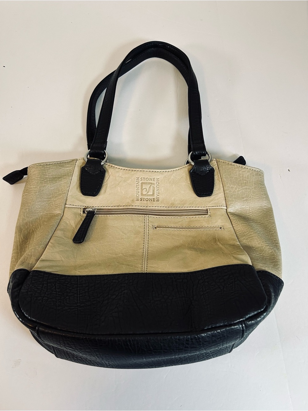 Like new Stone Mountain genuine leather Cream & Black Two-Tone Shoulder bag
